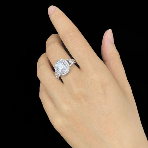 2ct Oval Lab Grown Diamond Wedding Engagement Ring