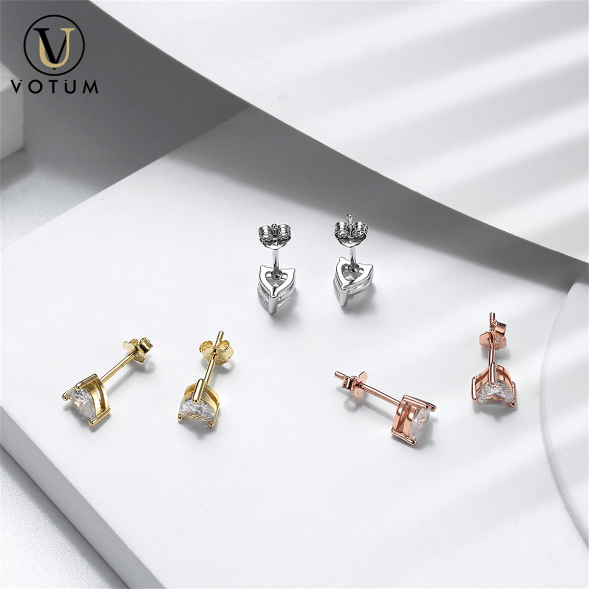 Votum Factory Wholesale Fashion Heart 9K Solid Gold Stud Earring with Sparking Lab Grown Diamonds Custom Fine Jewelry Jewellery Accessories