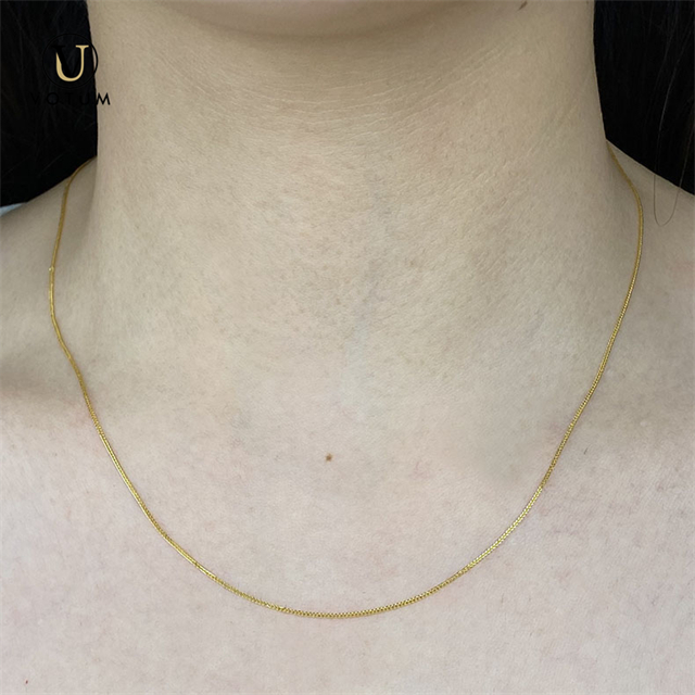 Au750 Yellow Gold Adjustable Chain Necklace for Pendant