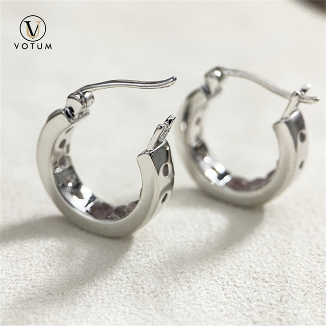 VOTUM Natural Straberry Quartz Stone Hoop Earring