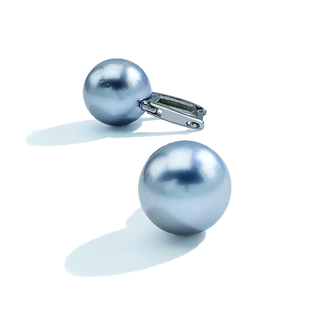 VOTUM Tahitian Gray Pearl Earring Hoops