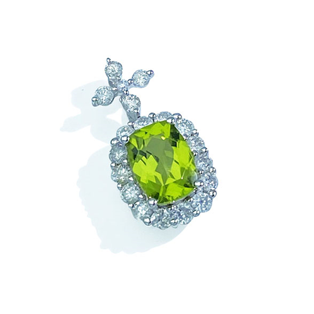 18K White Gold Diamonds Peridot Pendant Charm for Necklace