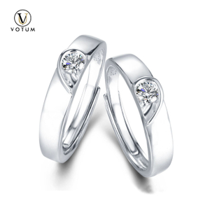 Votum Wholesale Couple Moissanite Diamond 0.3carat/pcs Engagement Wedding 925 Sterling Silver Ring 18K Gold Plated Custom Jewelry