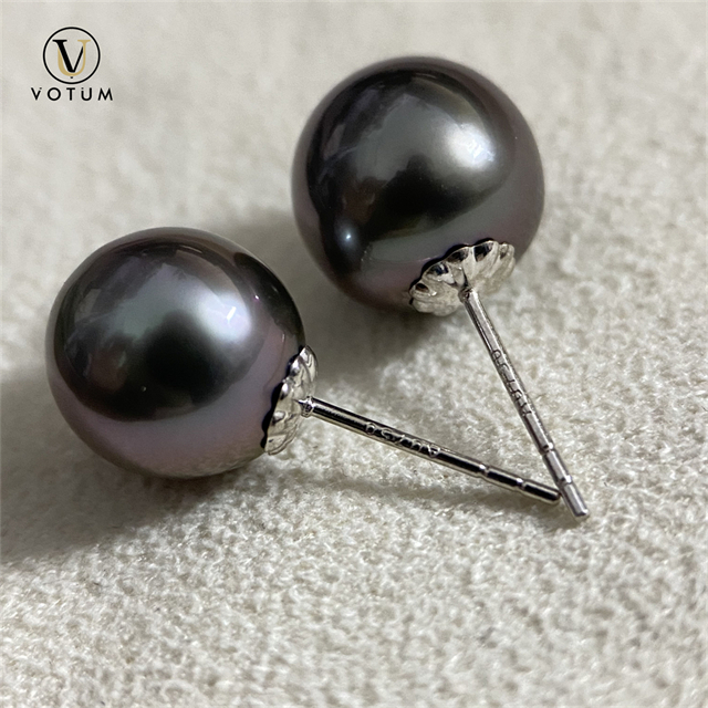 VOTUM Cultured Tahitian Black Pearl Earring Stud